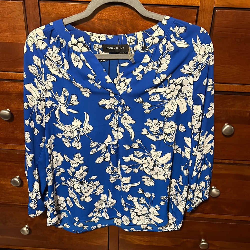 Ivanka Trump dress top, size medium